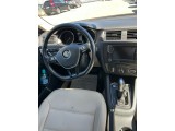 Volkswagen Jetta - Прокат авто в Кишиневе