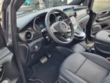 Mercedes V 300 (с водителем)