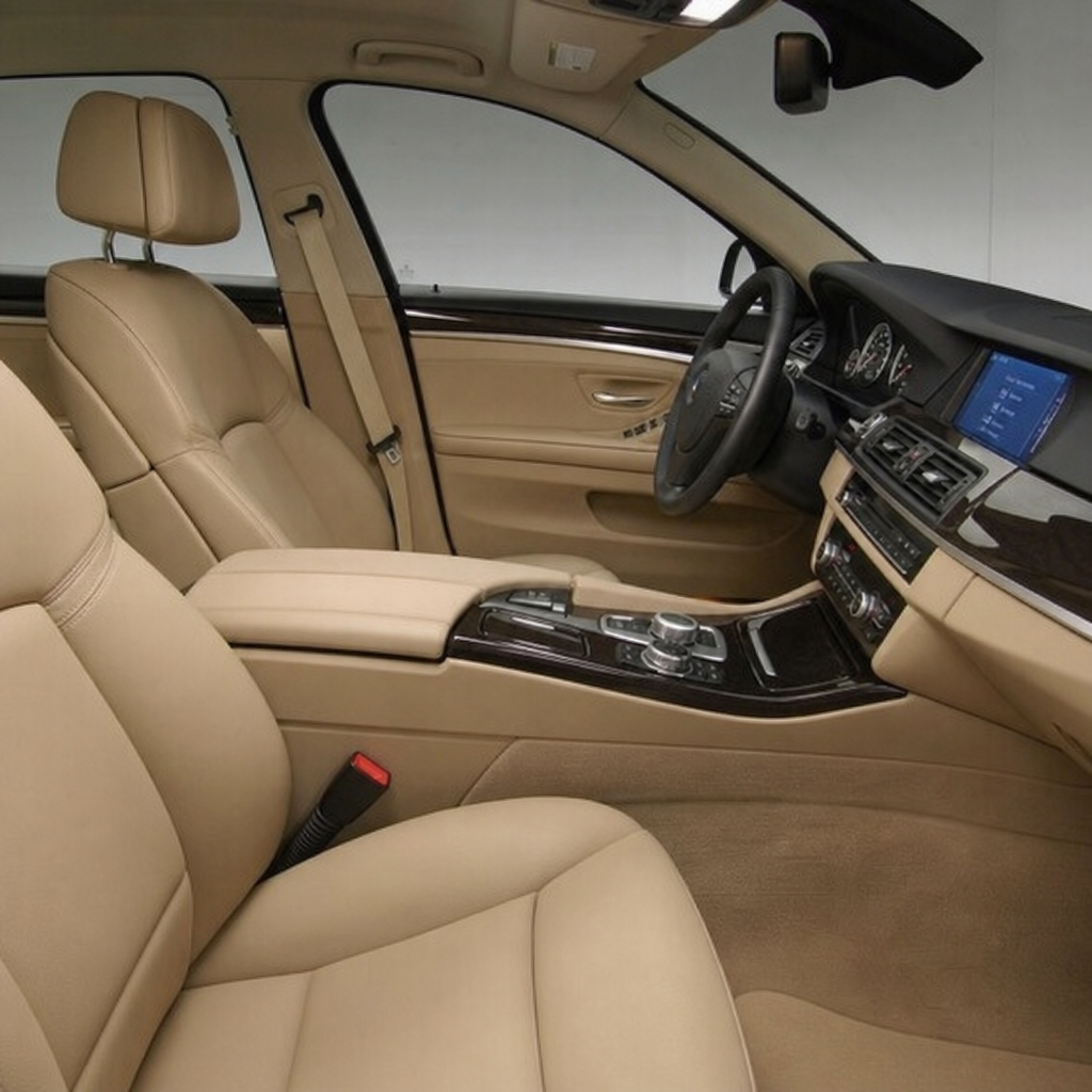 Business class car rental in Chisinau